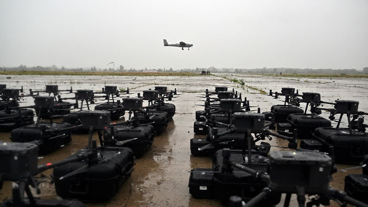 Ukraine Deploys AI-Powered Drone Swarms, Transforming Warfare