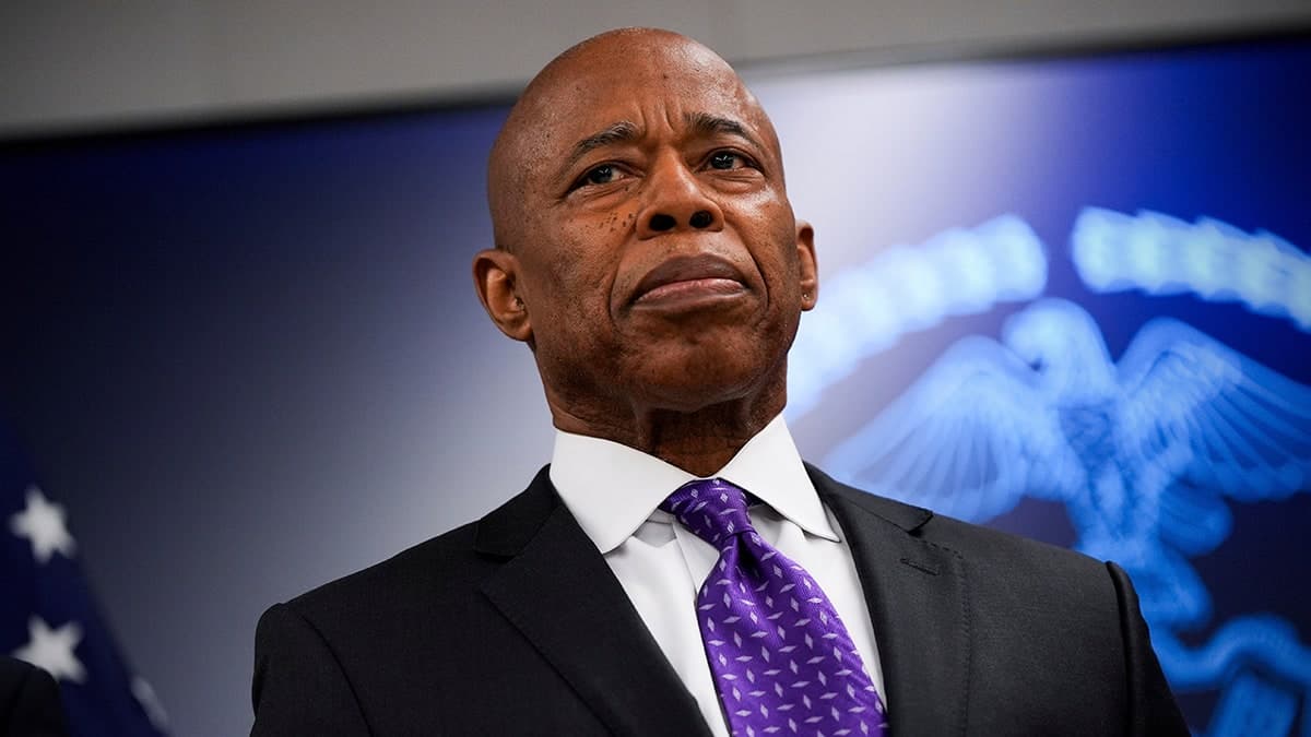 Eric Adams drops out of New York City mayoral race