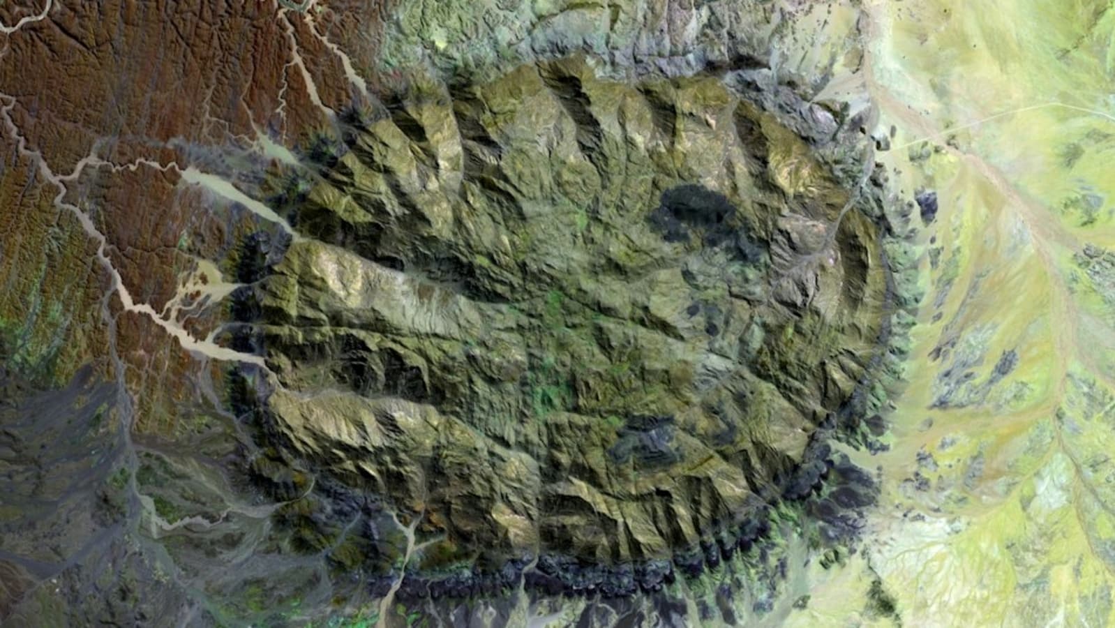 Pentagon report: China likely loaded over 100 ICBMs in silos