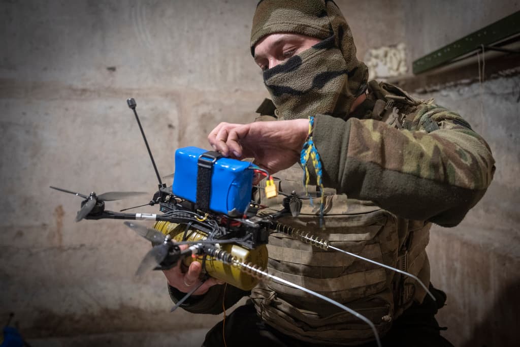 Mexican Cartel Members Train in Ukraine to Master FPV Drone Warfare Skills