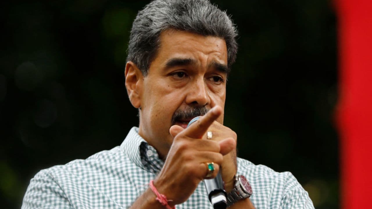 Breaking: Maduro Mobilizes 4.5 Million Militia Amid US Threats