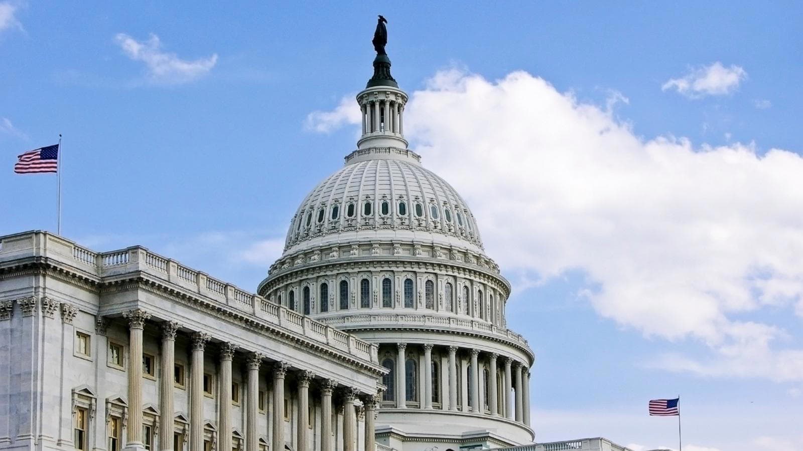 US government shutdown to furlough 750,000 workers daily, costing $400M