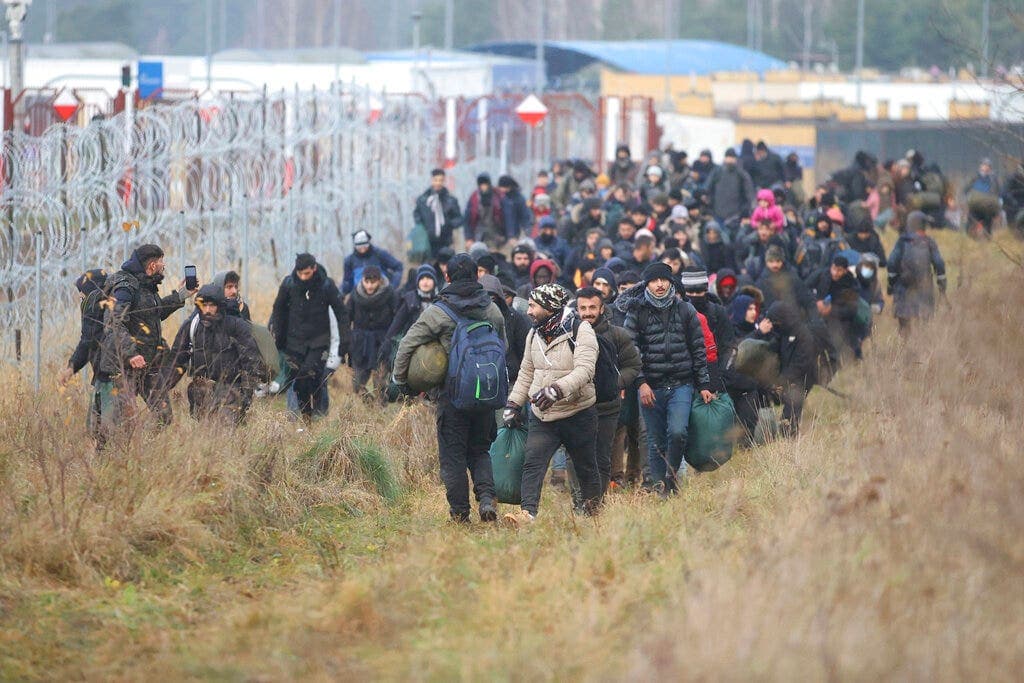 Poland, Lithuania, and Latvia turn back 200,000 illegal migrants from Belarus