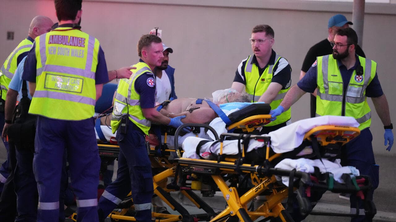 16 dead, 40 injured in Sydney shooting; two shooters identified