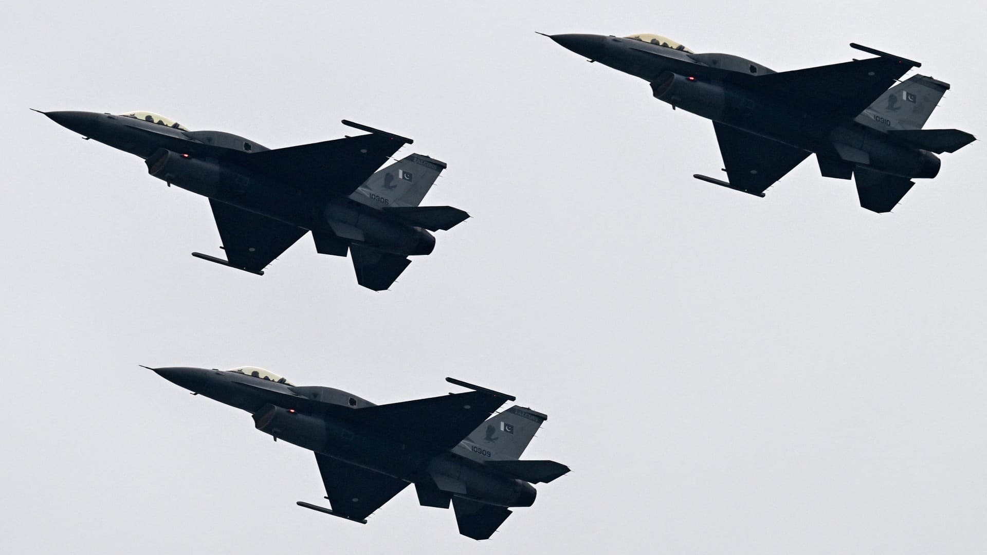 Pakistan finalizes $1.5bn arms deal with Sudan, brokered by Saudi Arabia