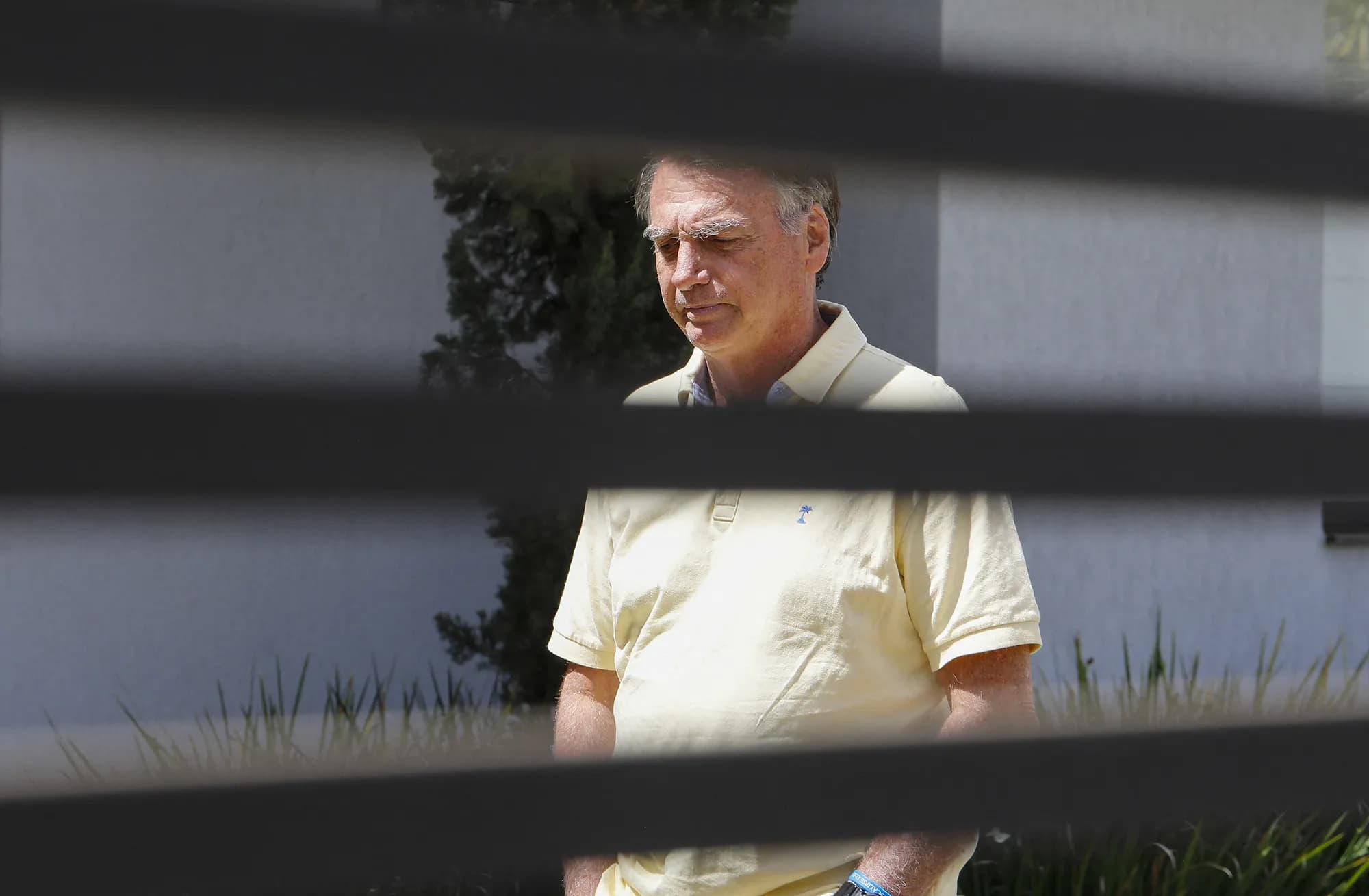 Former President Bolsonaro Sentenced to 27 Years for Coup Plot