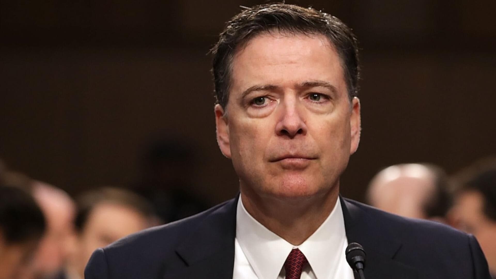 Former FBI Director James Comey to turn himself in to authorities