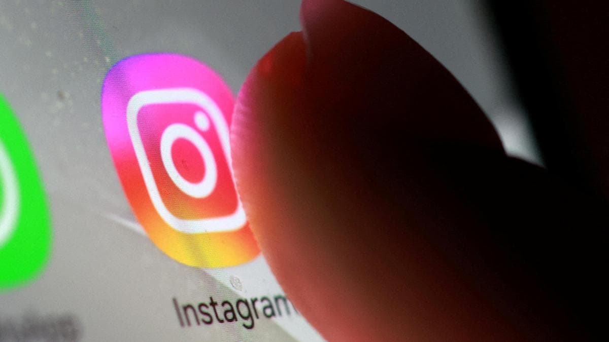 Meta to remove Australians under 16 from Facebook and Instagram on December 4