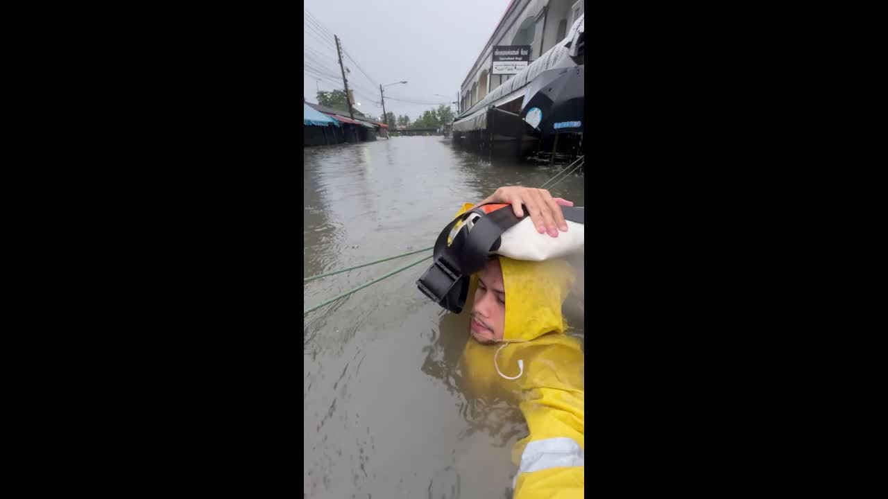 Over 130,000 Evacuated from Thai-Cambodian Border as Crisis Deepens