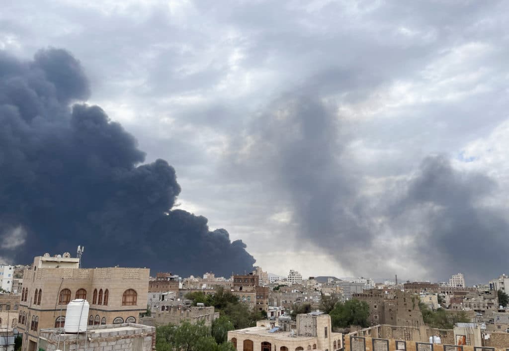 Israeli Airstrikes Rock Sanaa, Leaving Nine Dead and 118 Injured