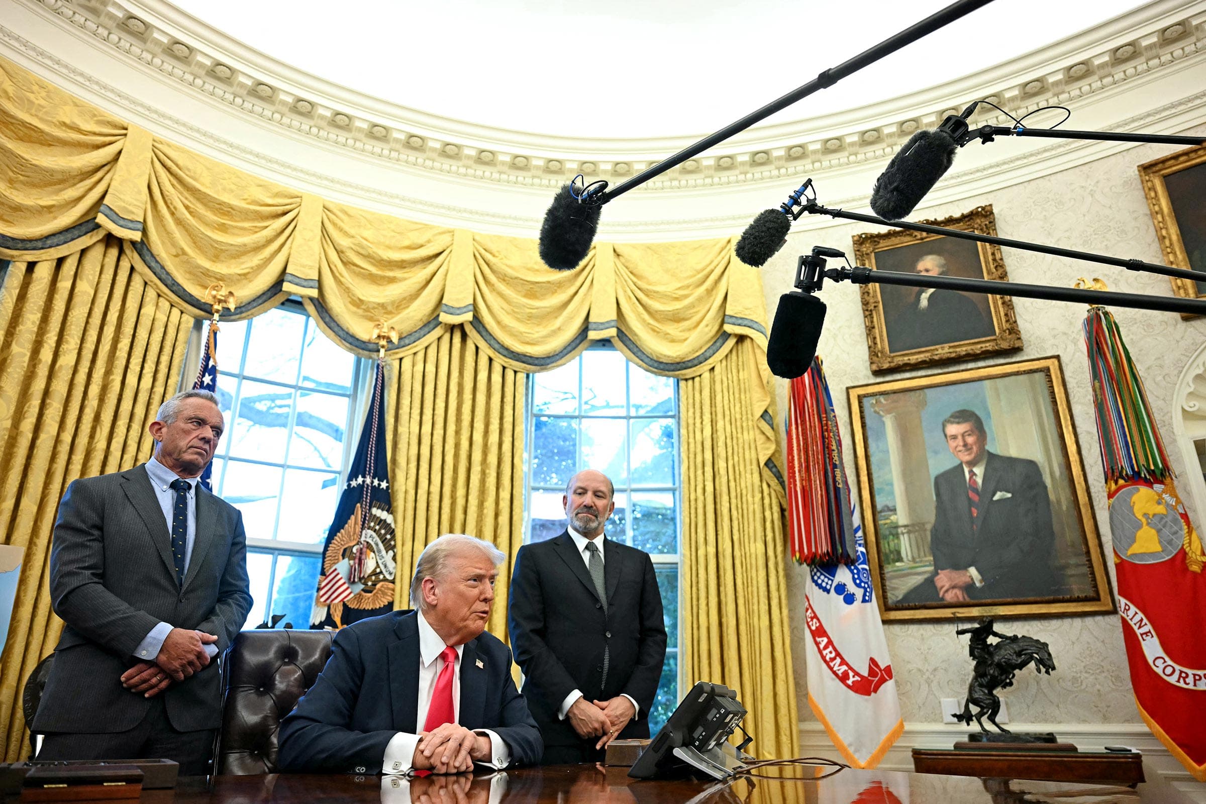 Wealthy Foreigners Buy Their Way into America with $5 Million Gold Card Visa