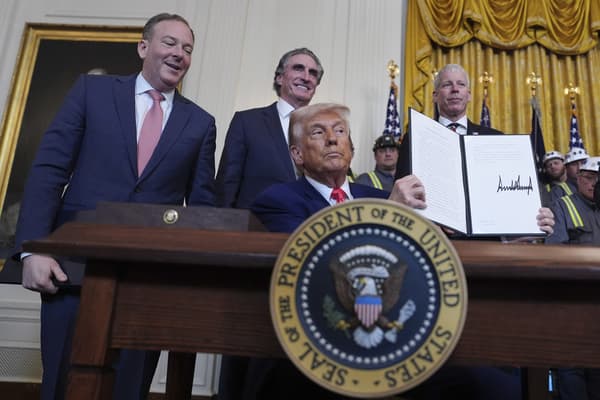 Trump's War on Clean Energy Threatens 100,000 Jobs and Our Planet's Future