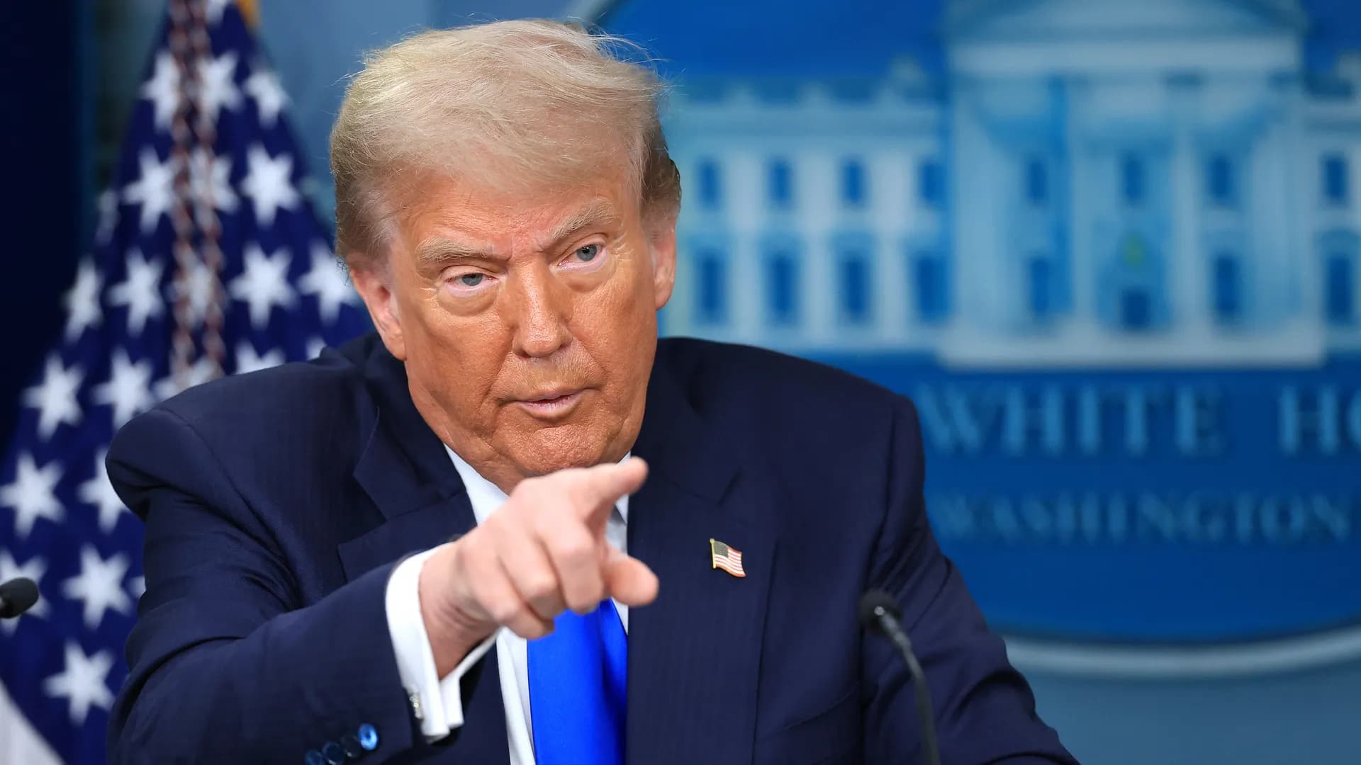 Trump Threatens to Cut Musk's Billions as Feud Escalates Over $4.5 Trillion Spending Bill