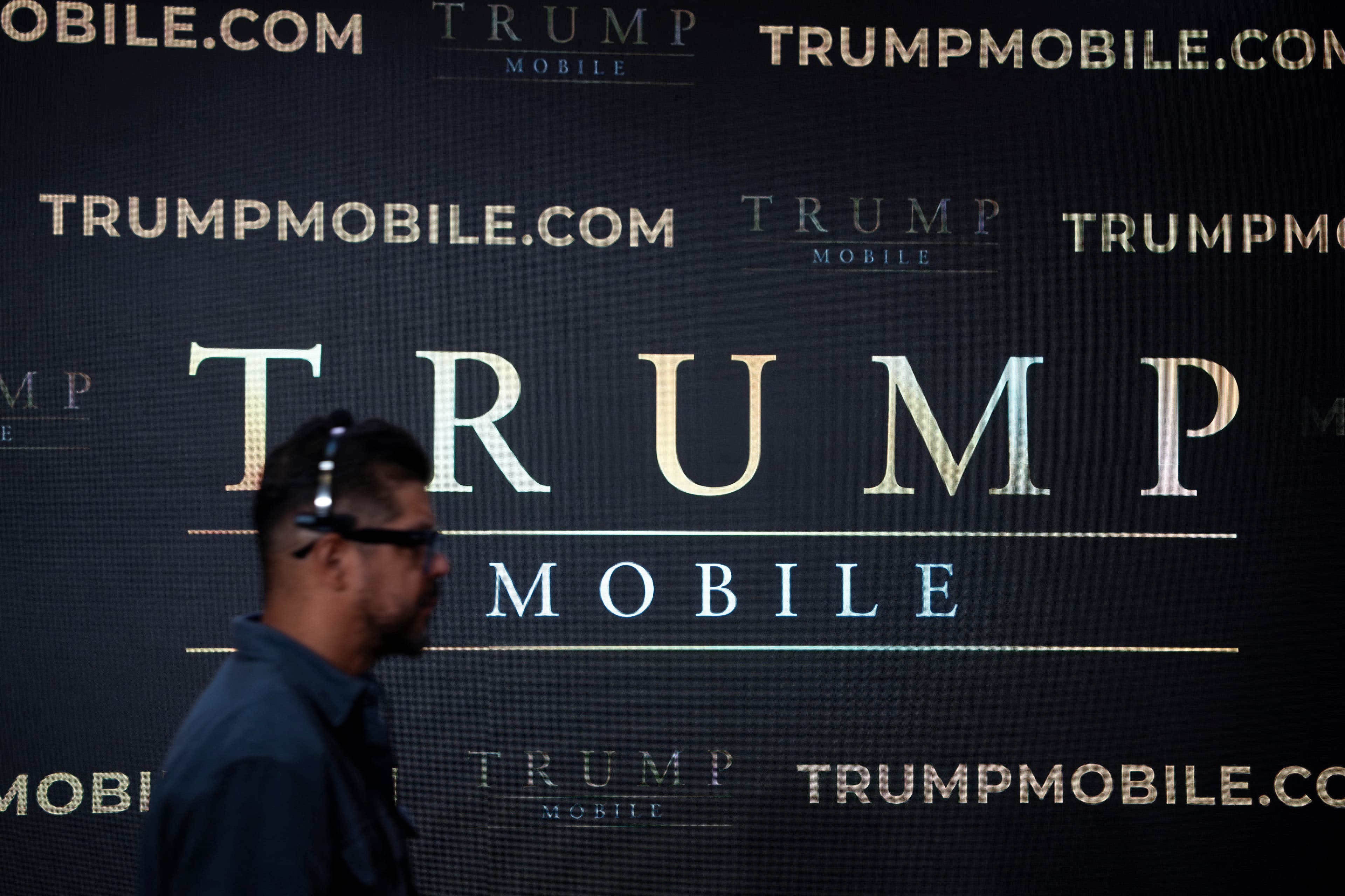 Trump Mobile's $47 Plan is a Shiny Distraction from Serious Privacy Risks