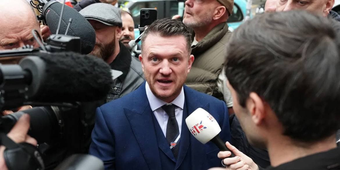 Tommy Robinson found not guilty of terror offence for not giving police phone access