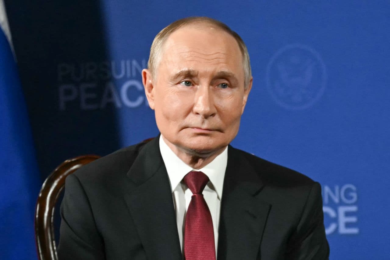 Putin's Lean Forward: A Shift in Diplomacy as He Seeks Global Reengagement