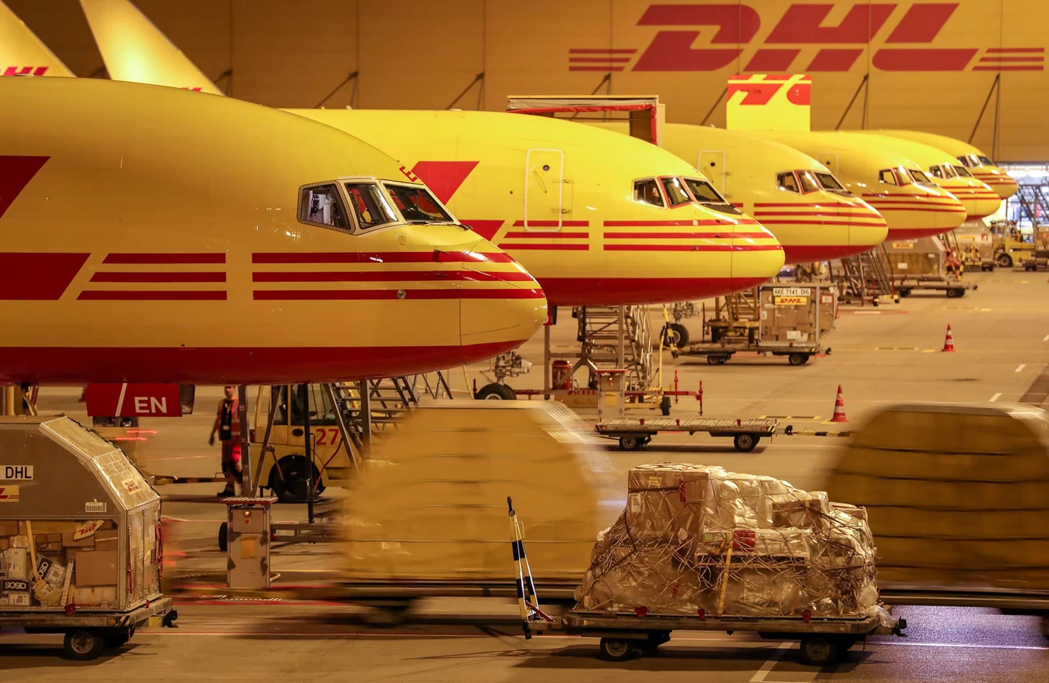 European and Indian Postal Services Halt Shipments to the USA Amid Tariff Uncertainty