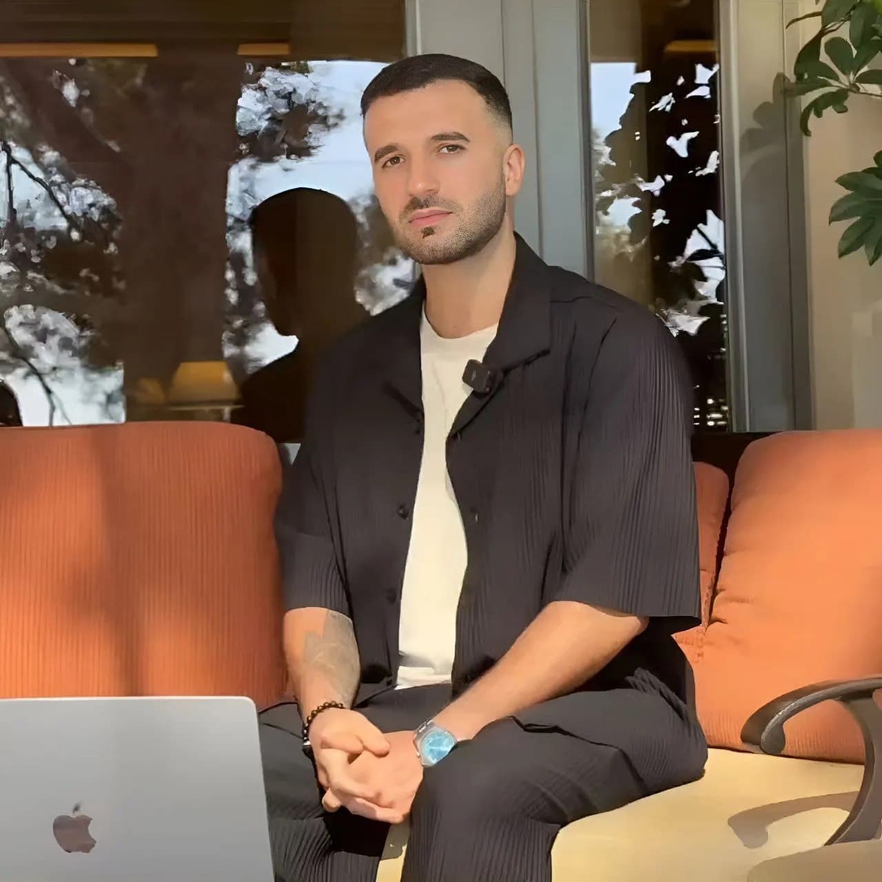 Learn to Trade: Join Mark's Experiment for Profit Amid U.S.-Russia Talks