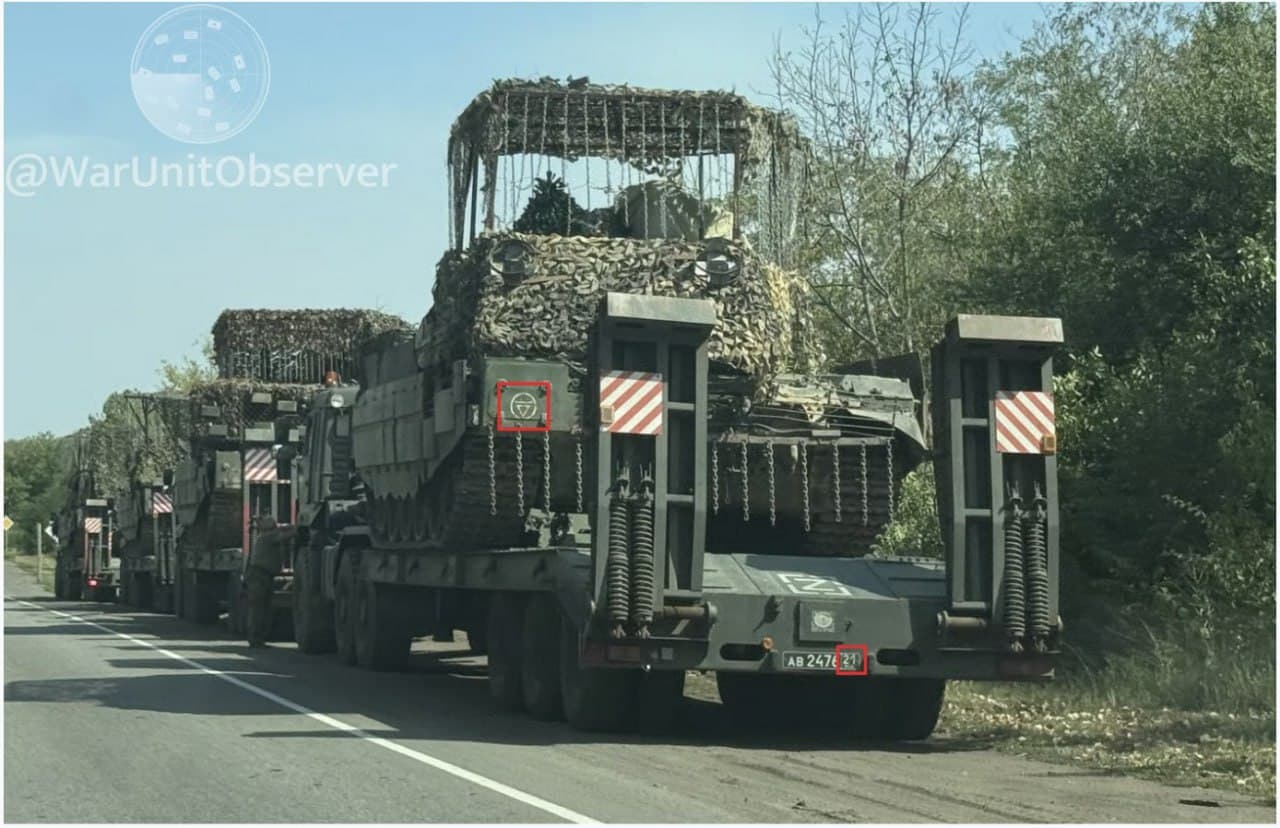Russian Armored Columns Advance Towards Bakhmut Amid Escalating Conflict