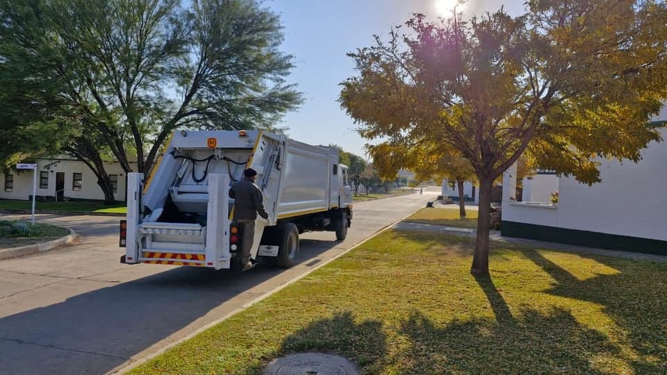 Frans de Klerk advocates for building freedom through the Orania-model