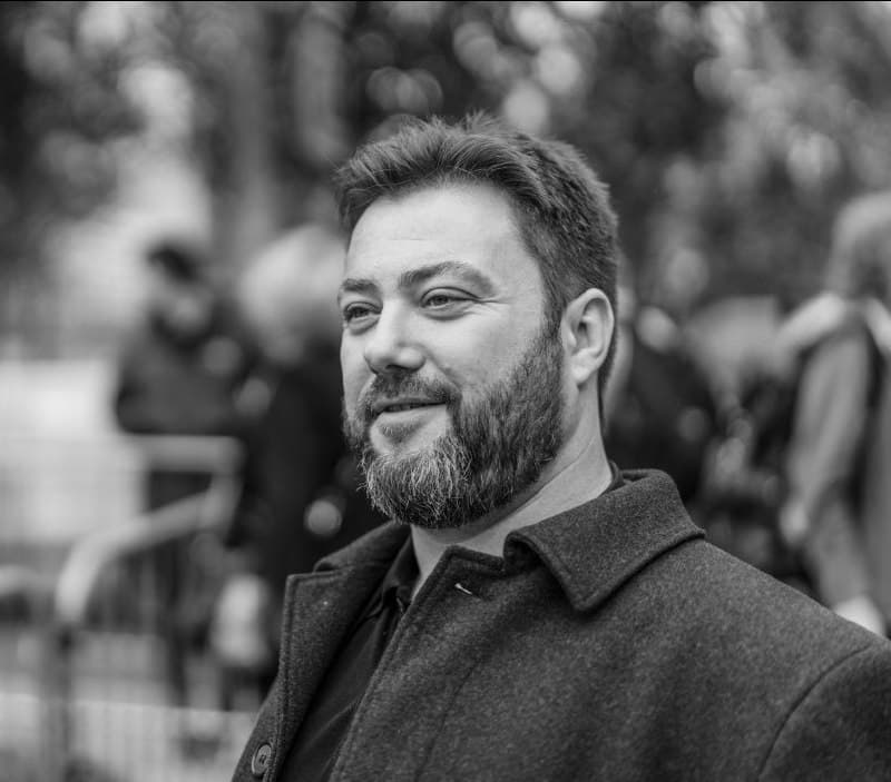 Australia denies entry to YouTuber Carl Benjamin for being dangerous