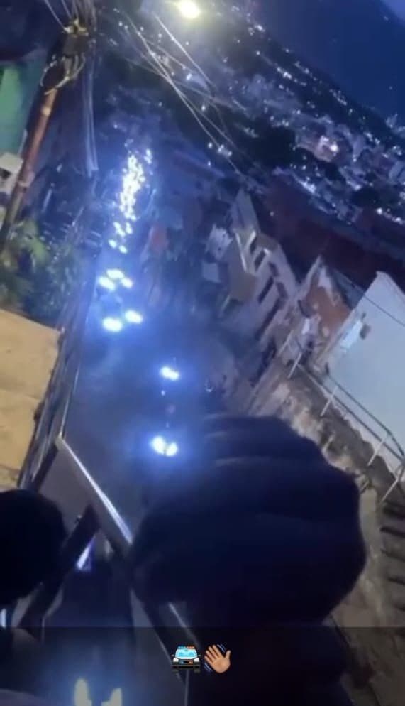 Chavistas led by Diosdado Cabello head to Venezuelan Presidential Palace