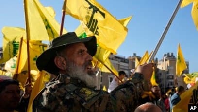 Hezbollah Denounces Lebanese Cabinet Decision, Claims President Lacks Authority Amid Crisis