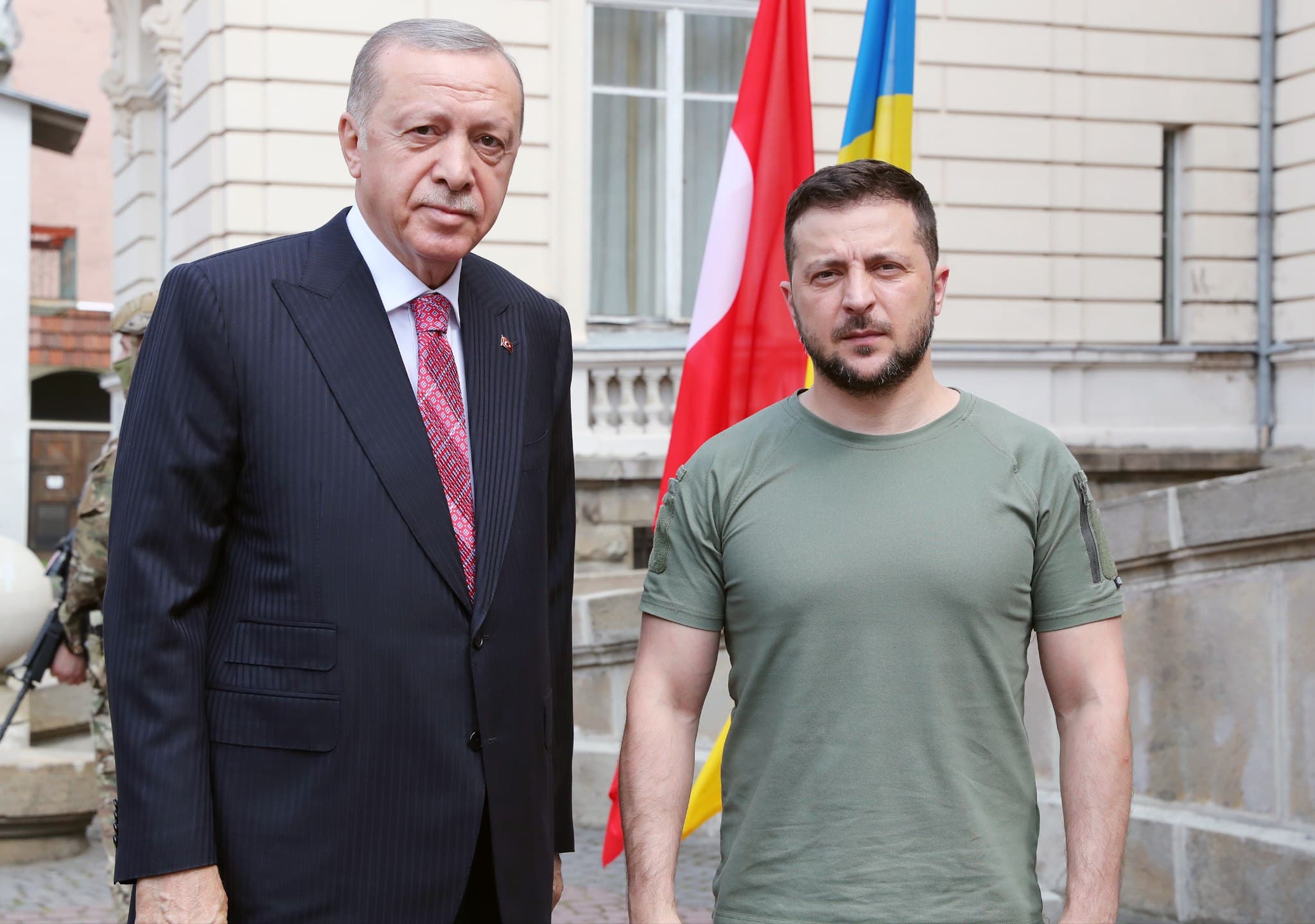 Zelensky and Erdoğan Discuss Urgent Security Cooperation Amid Ongoing Conflict