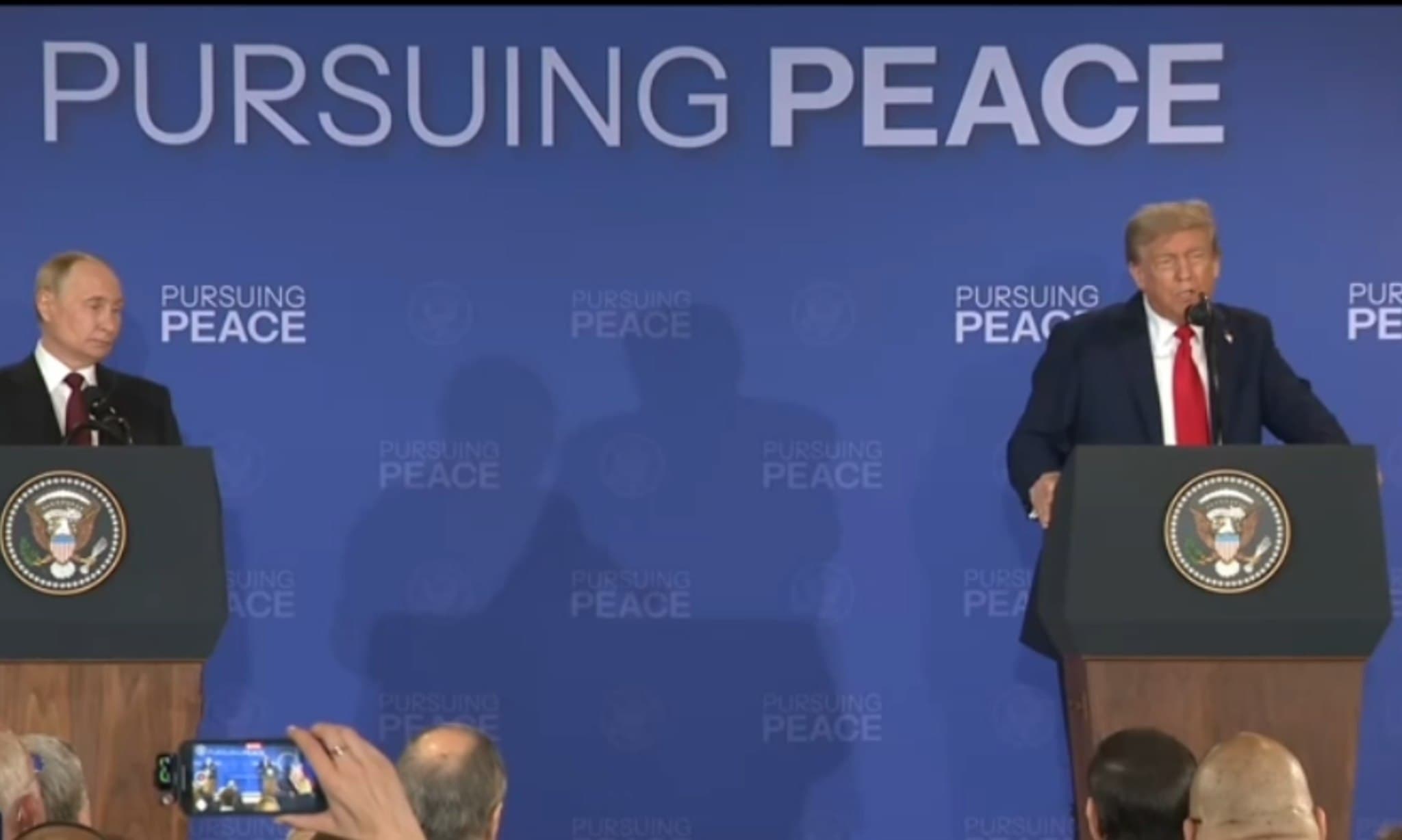 Trump-Putin Summit in Alaska Ends Without Ukraine Deal, Sparks Hope for Future Talks