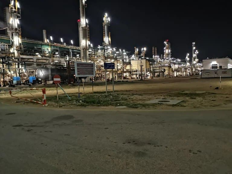 Intense fighting erupts in Zawiya over Libya's largest oil refinery