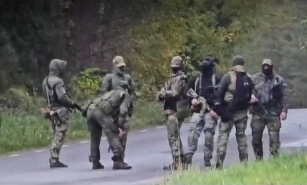 Unidentified armed Russian patrols spotted in Saatse Boot area