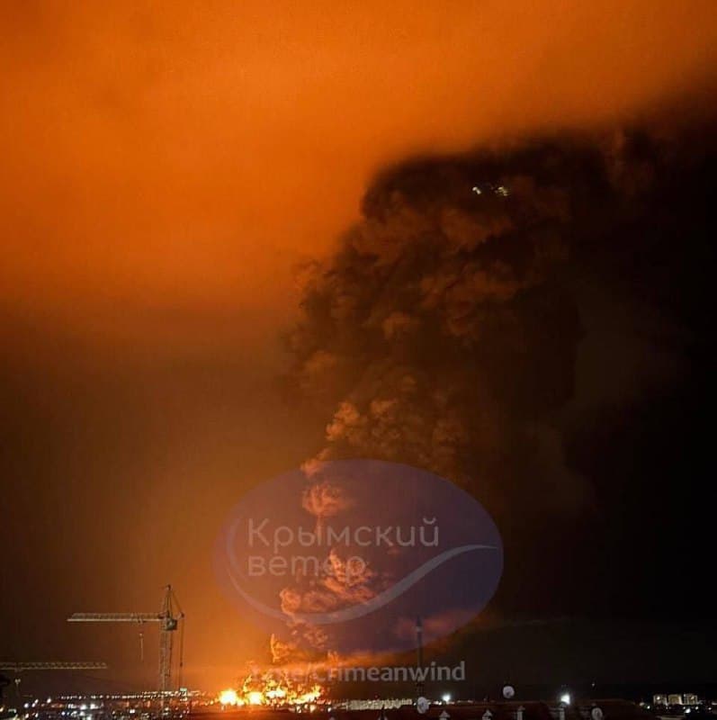 Ukrainian drone strikes hit oil depots and gas stations in Fedosia