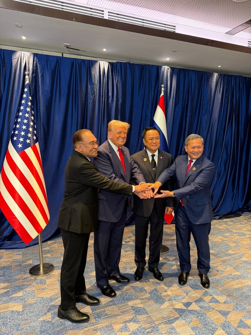 Trump oversees expanded ceasefire agreement between Thailand and Cambodia