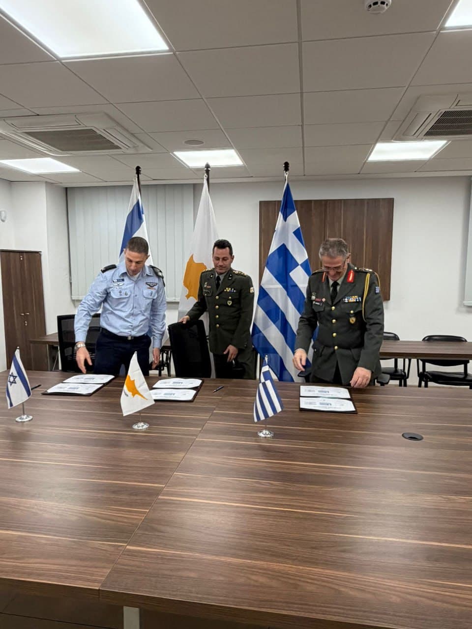 IDF signs trilateral military cooperation plan with Greece and Cyprus for 2026