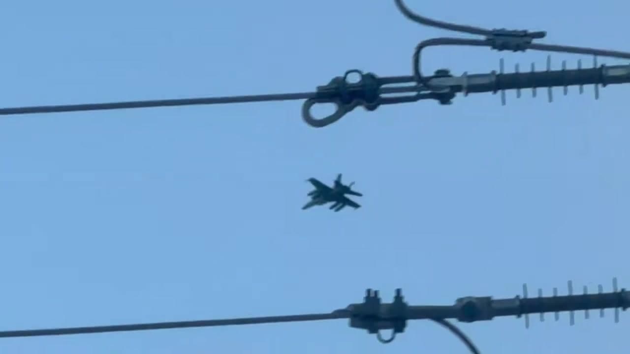 [Video] F-18 flies over northeast Puerto Rico towards Muniz Air Base