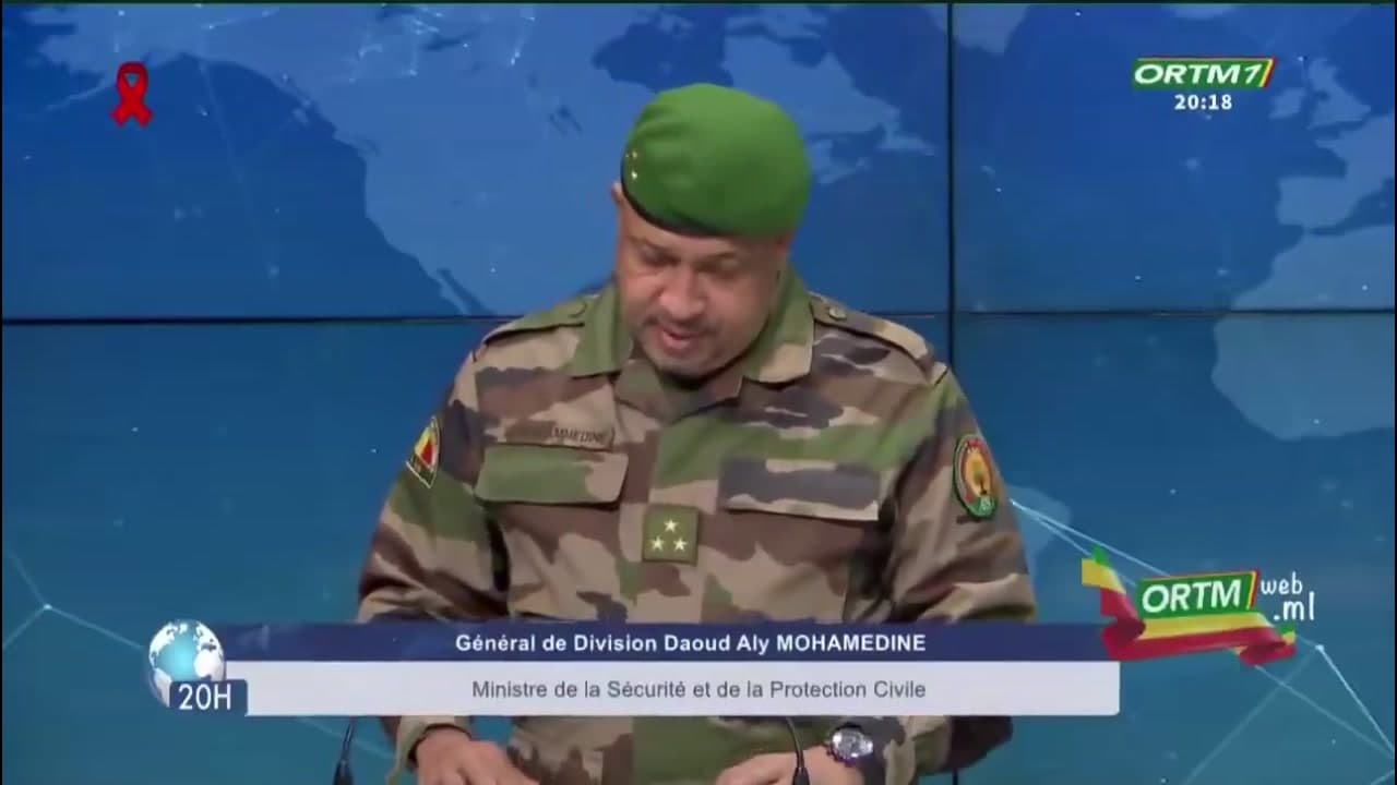 [Video] Nigerian Air Force C-130 makes emergency landing in Burkina Faso; 11 personnel detained