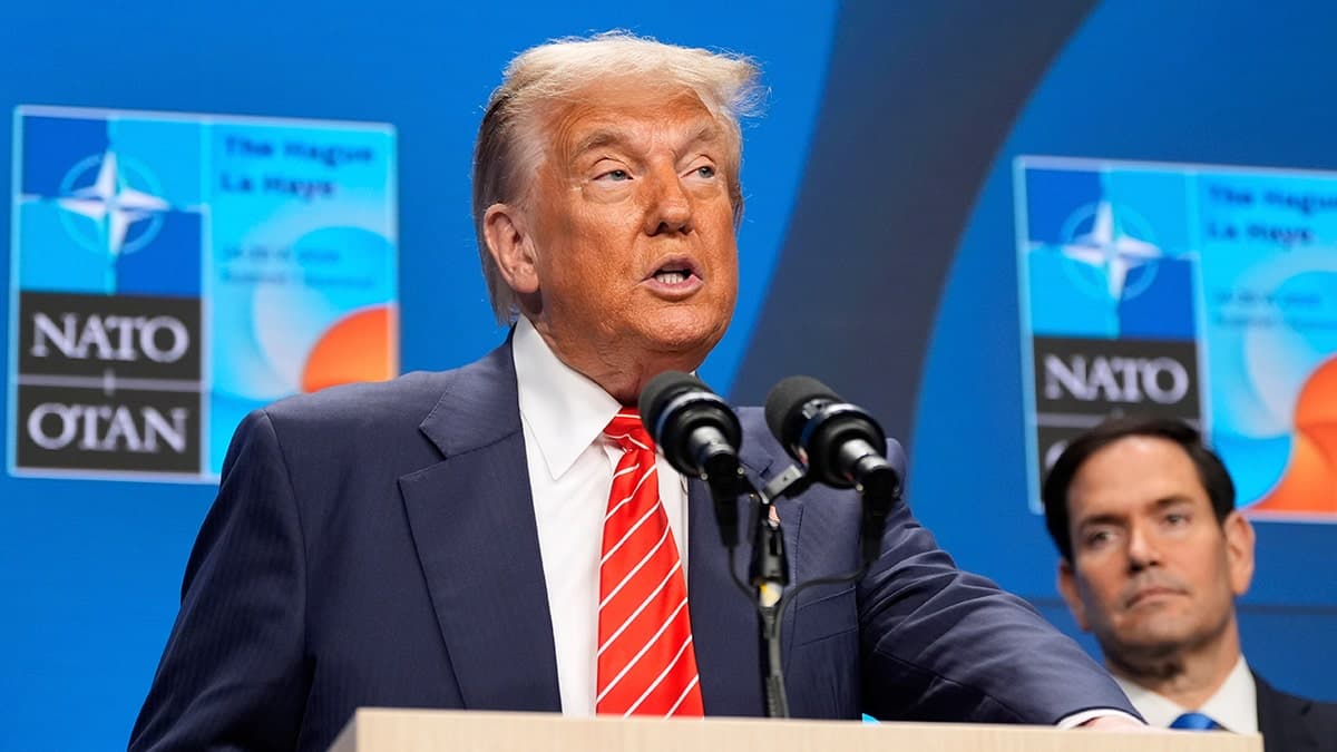 Featured image for: Trump promises more weapons sales to NATO allies despite low U.S. stocks Trump promises more weapons sales to NATO allies despite low U.S. stocks