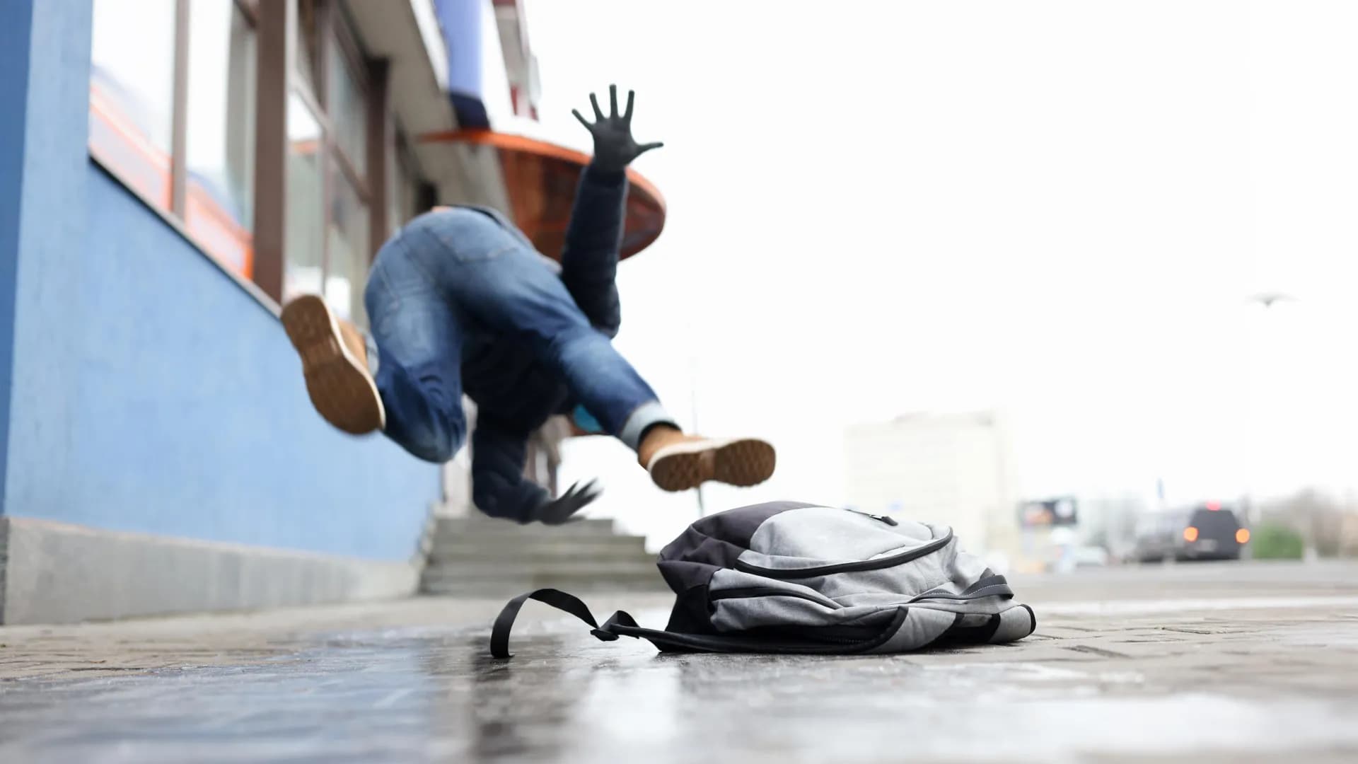 New study reveals ice's slipperiness caused by electrical charges, not friction