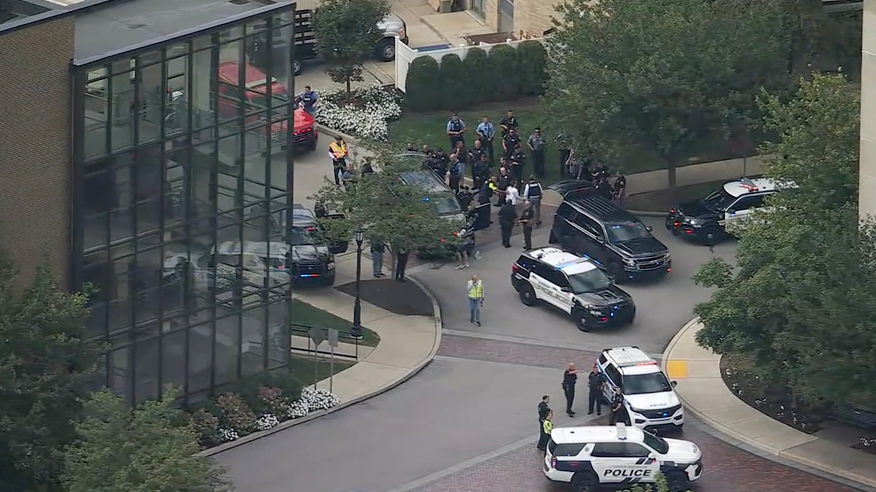 Emergency alert issued at University of Virginia for active shooter