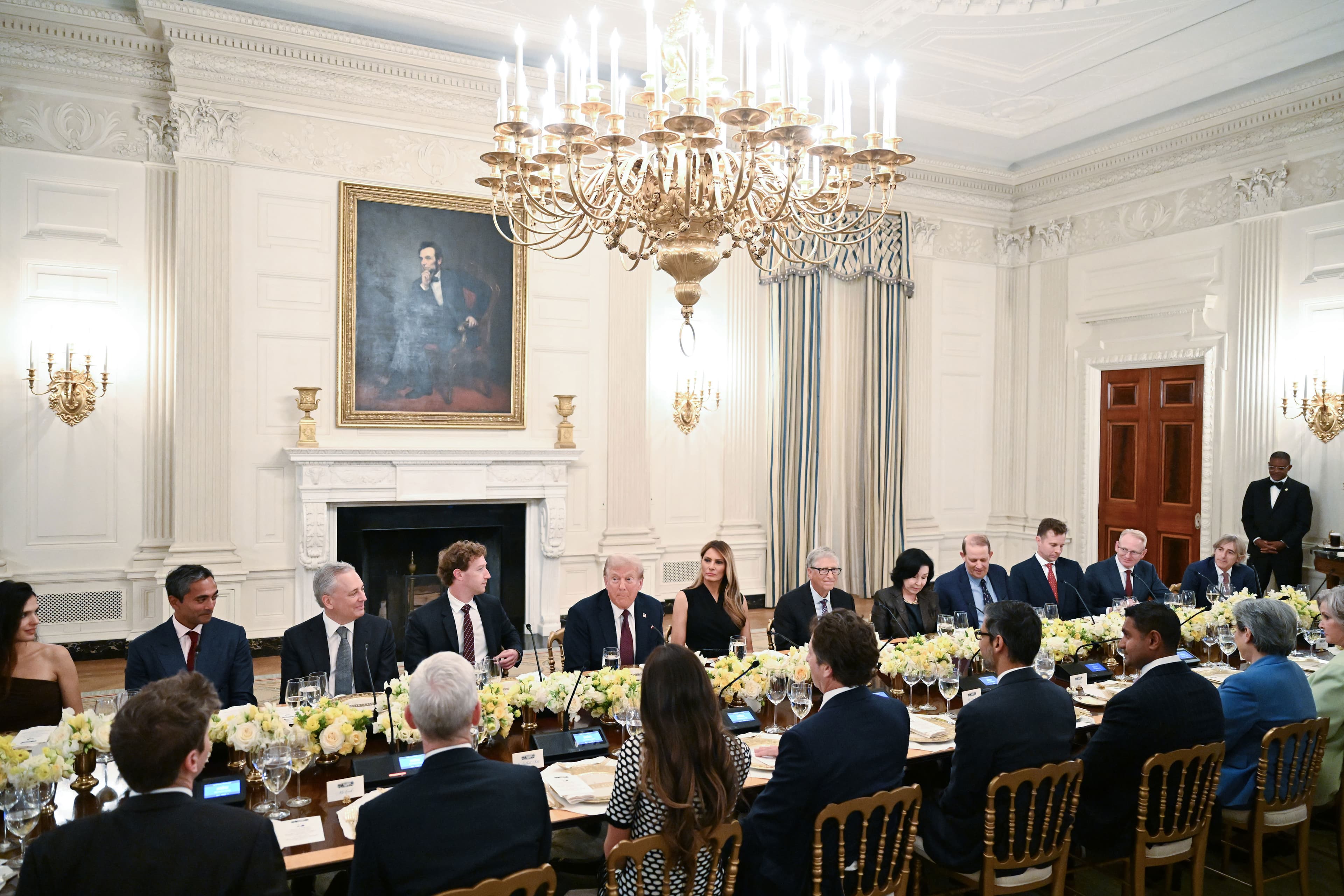 White House to prepare executive order for DOJ to sue states on AI regulations