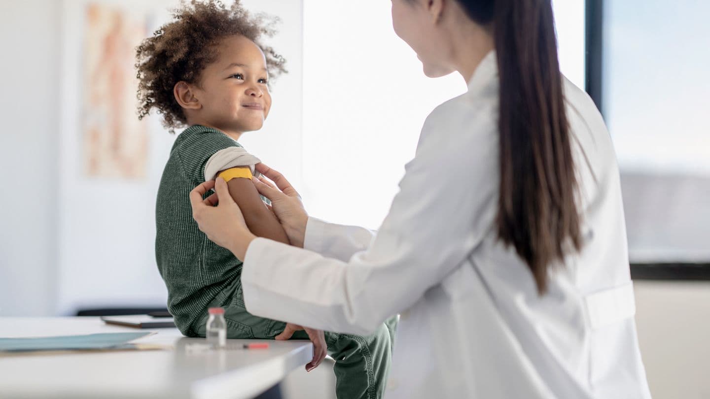 FDA vaccine division head reports several children died after Covid vaccine