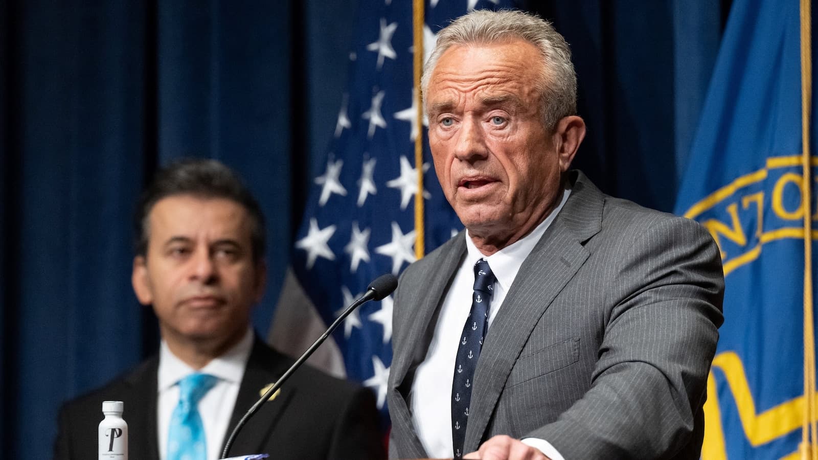 Featured image for: Former CDC Director Robert Redfield calls for COVID-19 mRNA vaccines to be pulled Former CDC Director Robert Redfield calls for COVID-19 mRNA vaccines to be pulled