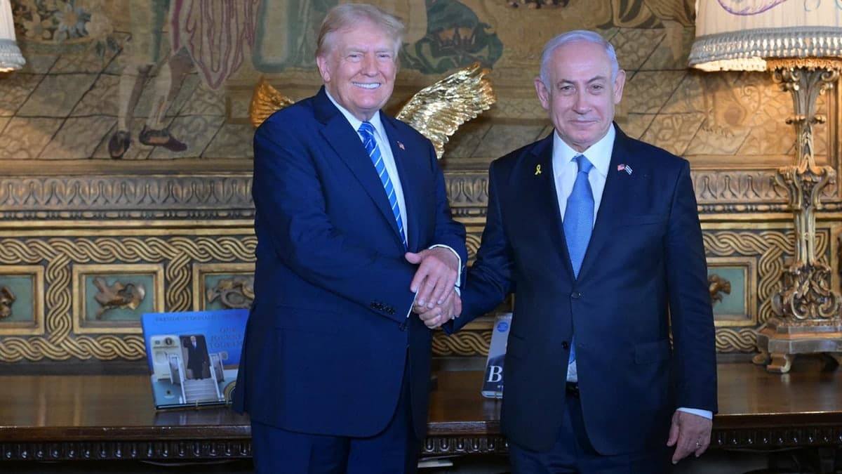 Featured image for: President Trump and Prime Minister Netanyahu celebrate New Year’s Eve at Mar-a-Lago President Trump and Prime Minister Netanyahu celebrate New Year’s Eve at Mar-a-Lago