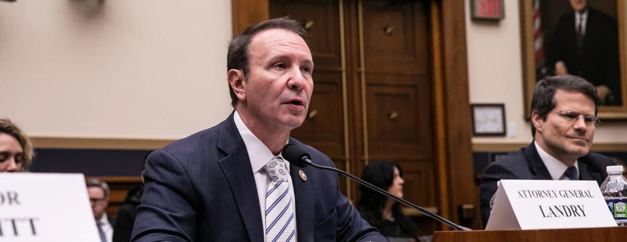 Featured image for: Louisiana's Shocking New Law Claims Natural Gas is Green Energy Despite Science Showing Otherwise Louisiana's Shocking New Law Claims Natural Gas is Green Energy Despite Science Showing Otherwise