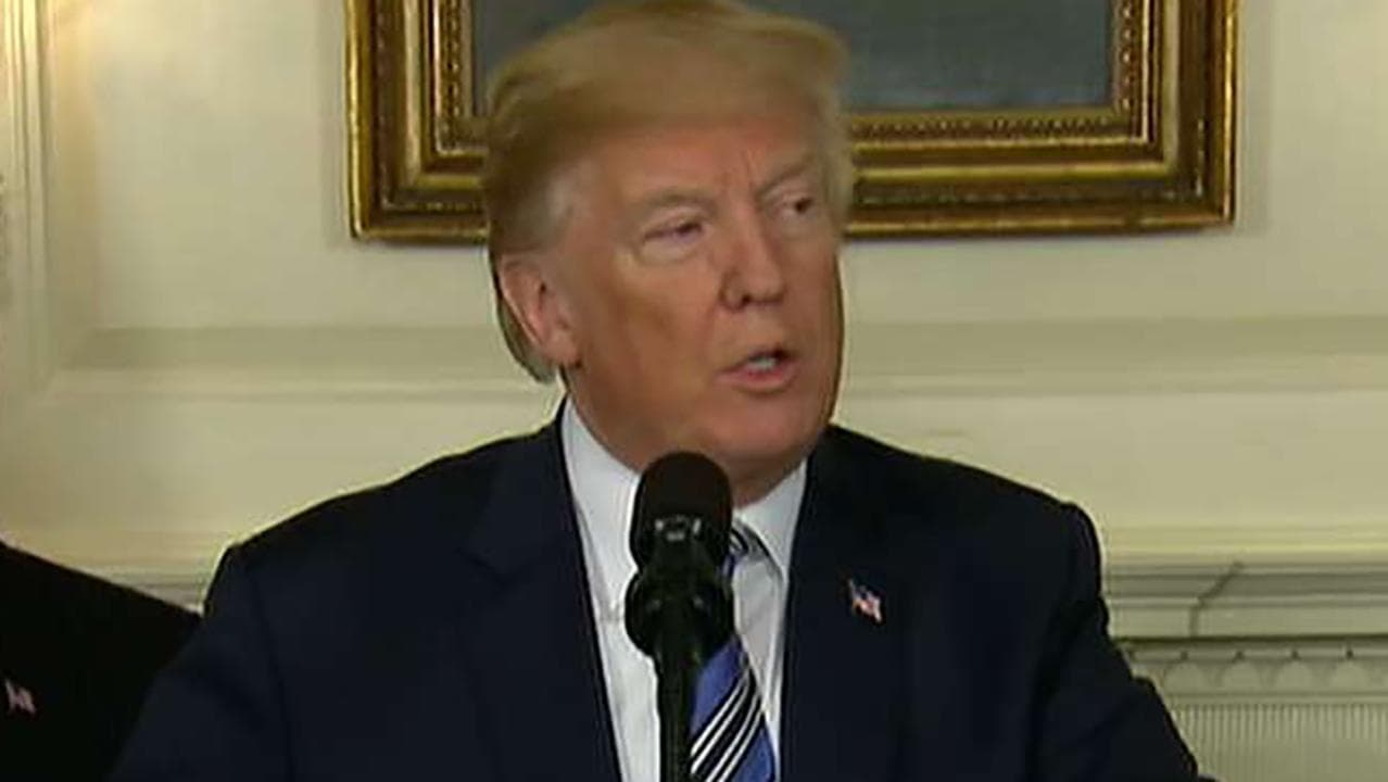 Featured image for: Trump's Tax Cuts Will Steal $4 Trillion from America's Vulnerable Trump's Tax Cuts Will Steal $4 Trillion from America's Vulnerable