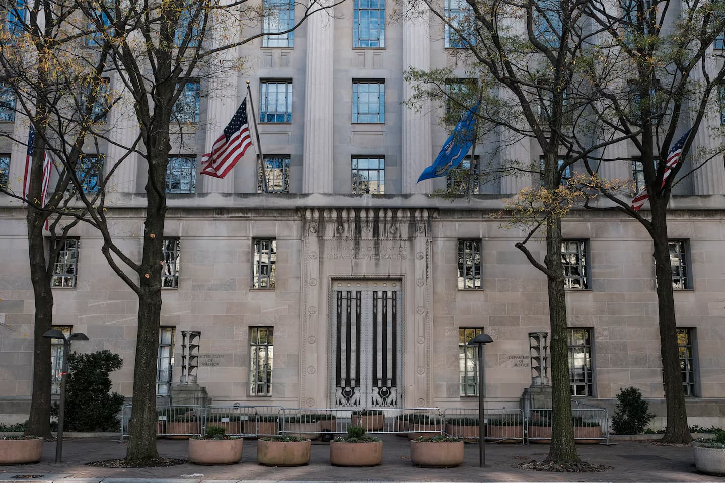 Featured image for: Two-Thirds of Justice Department Lawyers Flee as Trump’s Legal Assault on Birthright Citizenship Escalates Two-Thirds of Justice Department Lawyers Flee as Trump’s Legal Assault on Birthright Citizenship Escalates