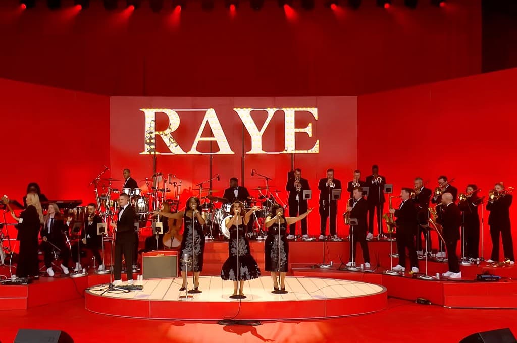 Featured image for: Glastonbury Festival Ignites Outrage with Calls for Violence Against Jews and the West Glastonbury Festival Ignites Outrage with Calls for Violence Against Jews and the West