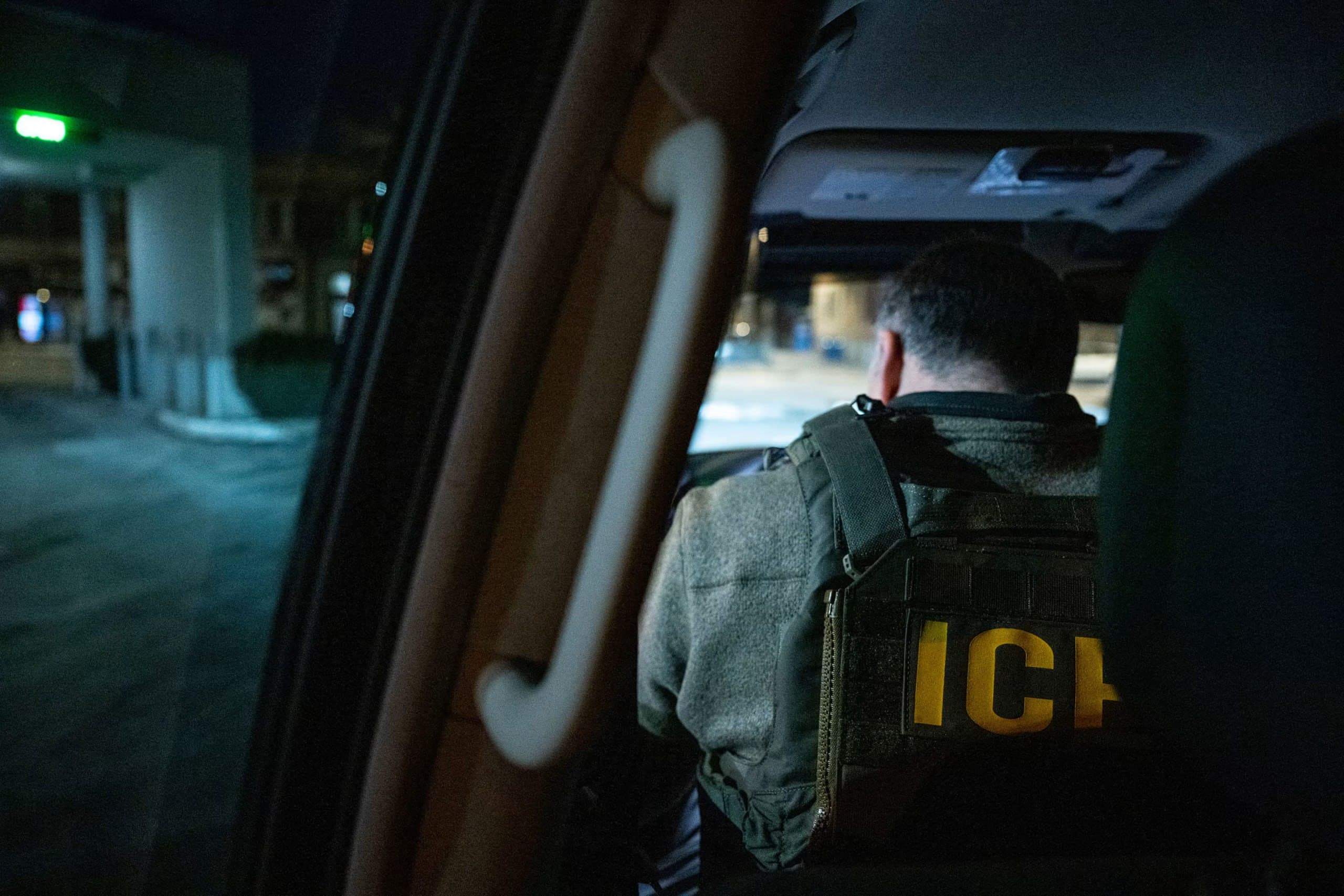Featured image for: Chicago Prepares for Federal Immigration Raids as Tensions Rise Chicago Prepares for Federal Immigration Raids as Tensions Rise