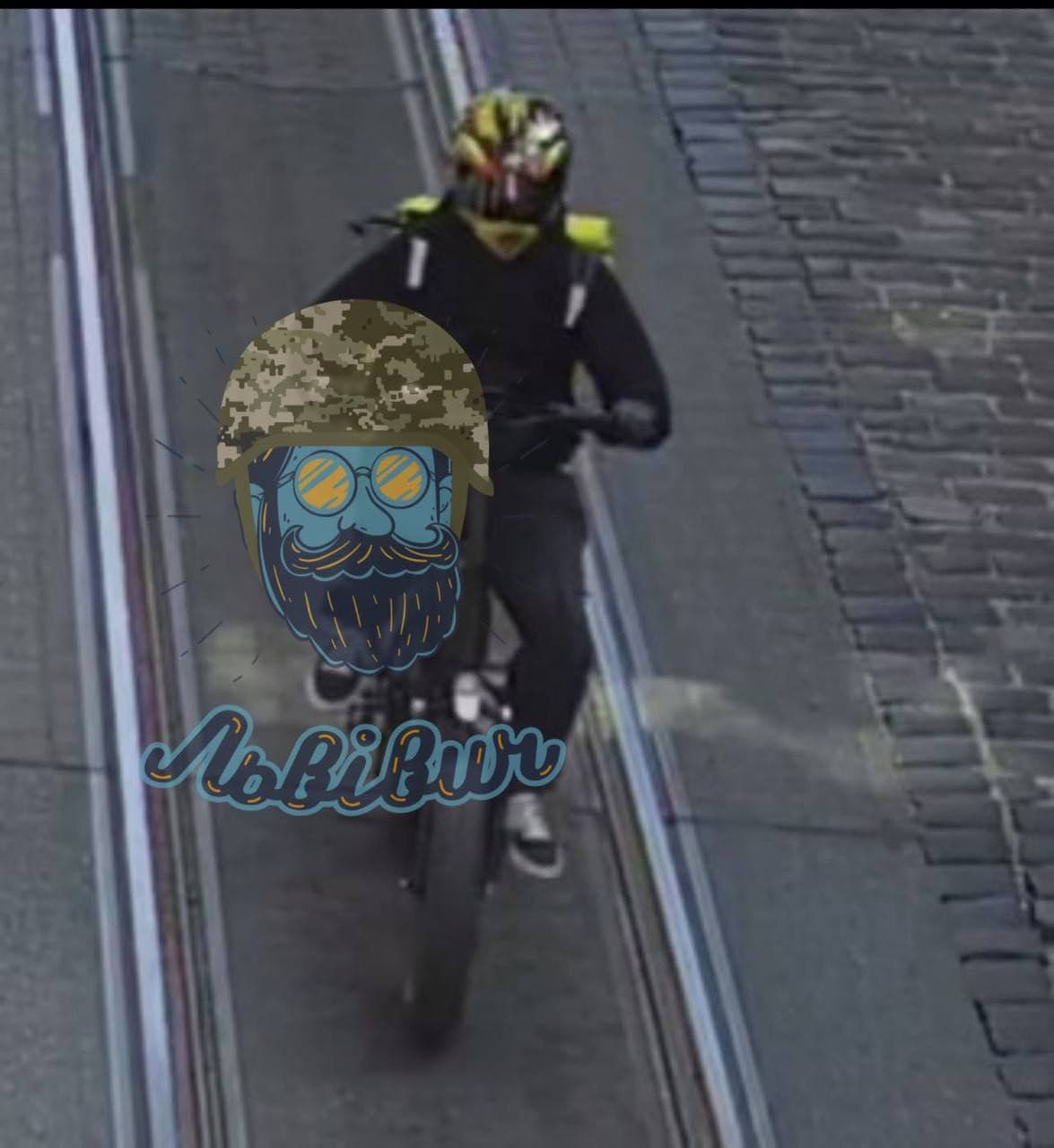 Featured image for: Manhunt Underway for Suspect Who Shot at Ukrainian Politician Parubiy Manhunt Underway for Suspect Who Shot at Ukrainian Politician Parubiy