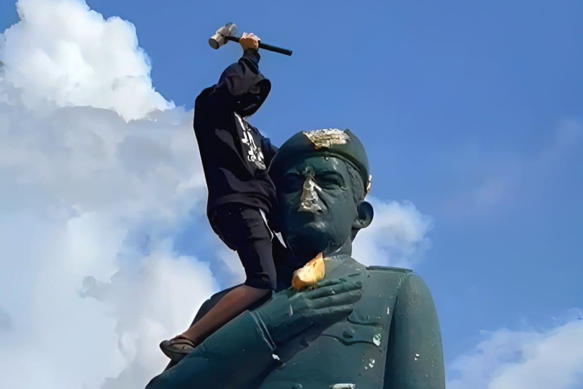 Featured image for: Chavista regime's 26-year plundering of South America nearing end Chavista regime's 26-year plundering of South America nearing end